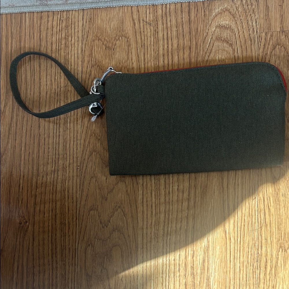 Baggallini Olive Wristlet with orange Trim and Removable Strap - Picture 5 of 8